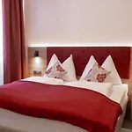 Thermenhotel Krone - Inklusive Felsentherme *