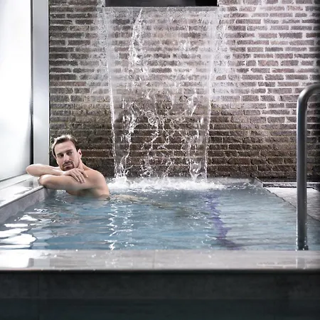 Hotel Thermenhotel Krone - Next To Skilift *