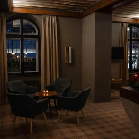 Thermenhotel Krone - Inklusive Felsentherme فندق باد جاستاين