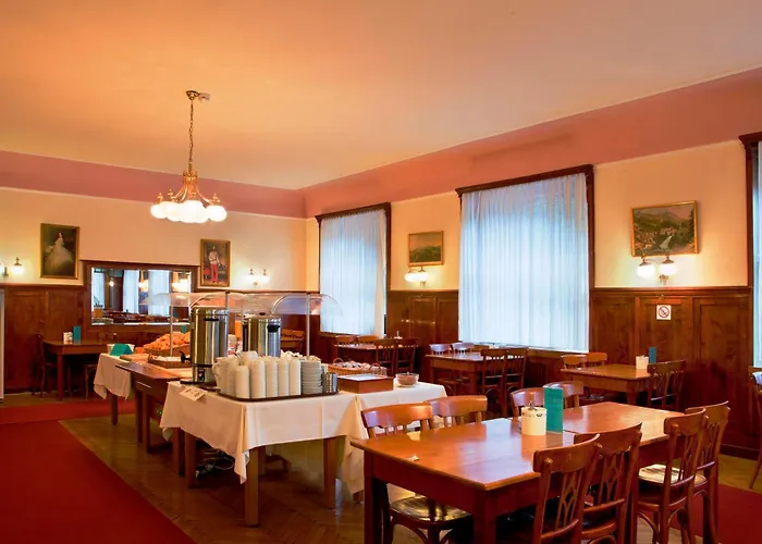 Thermenhotel Krone - Inklusive Felsentherme באד גסטיין